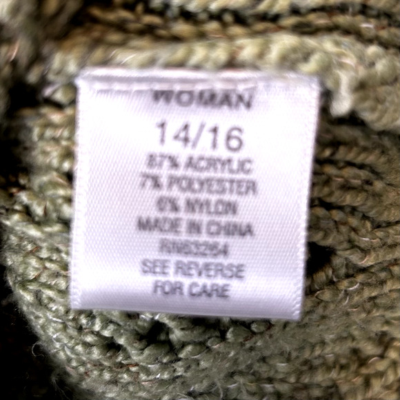 Dress Barn Woman’s Green Half Button Down Cardigan Size 14/16 Cozy Knit - Picture 8 of 10